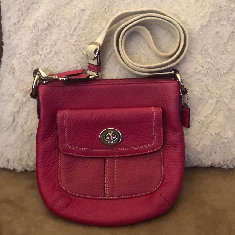 Coach Leather Pink Crossbody/Shoulder Purse